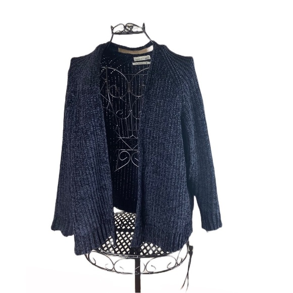 Women's Urban Outfitters Chunky Chenille Navy Sweater Size Small - Picture 2 of 6